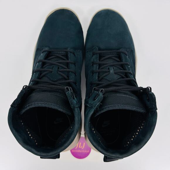 Nike Men\'s SFB 6\